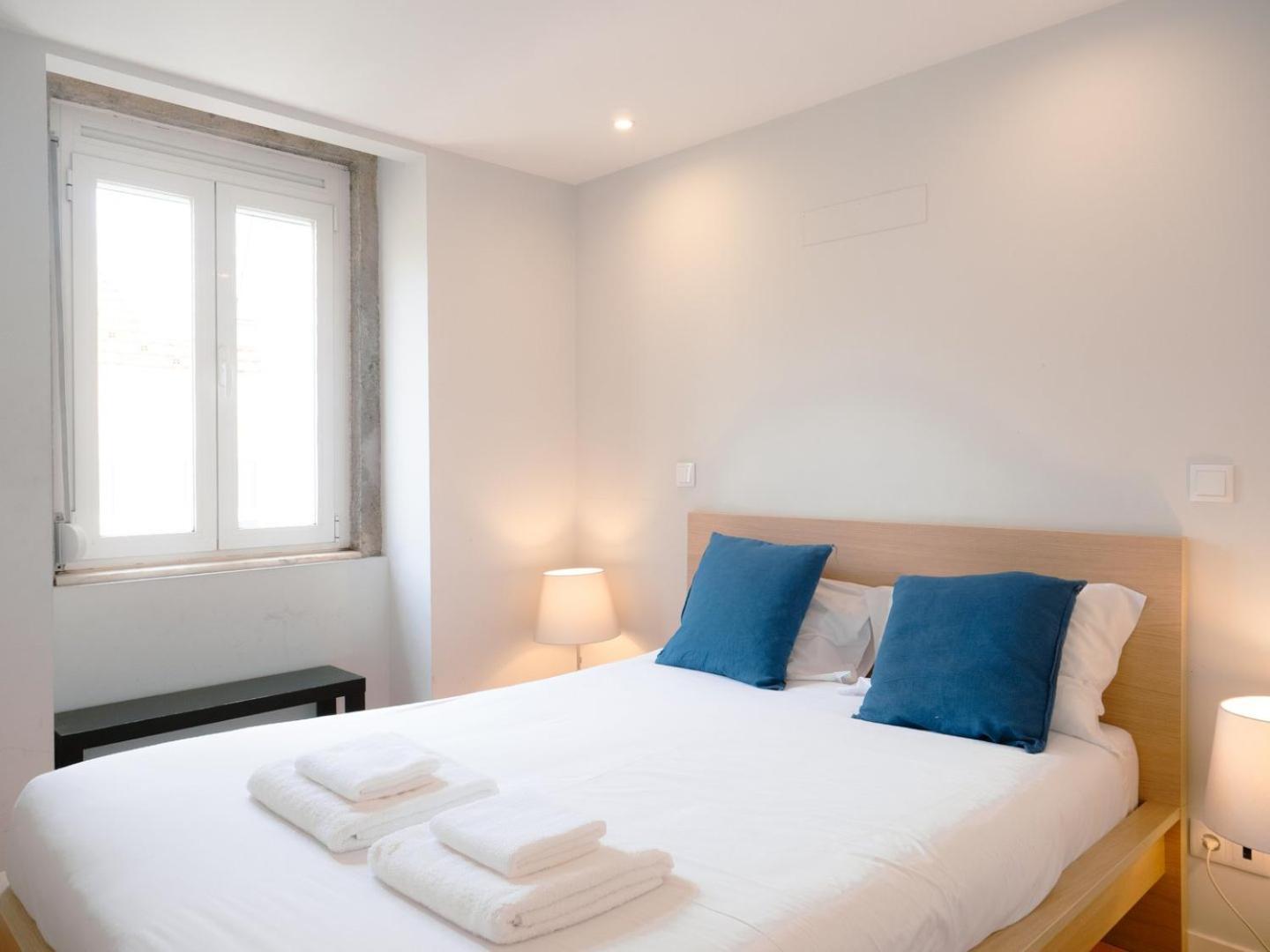 Charming Duplex In Graca | By Airnest * Lisbon